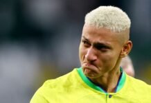 Richarlison fará ressonância magnética para saber grau de lesão, diz técnico do Tottenham