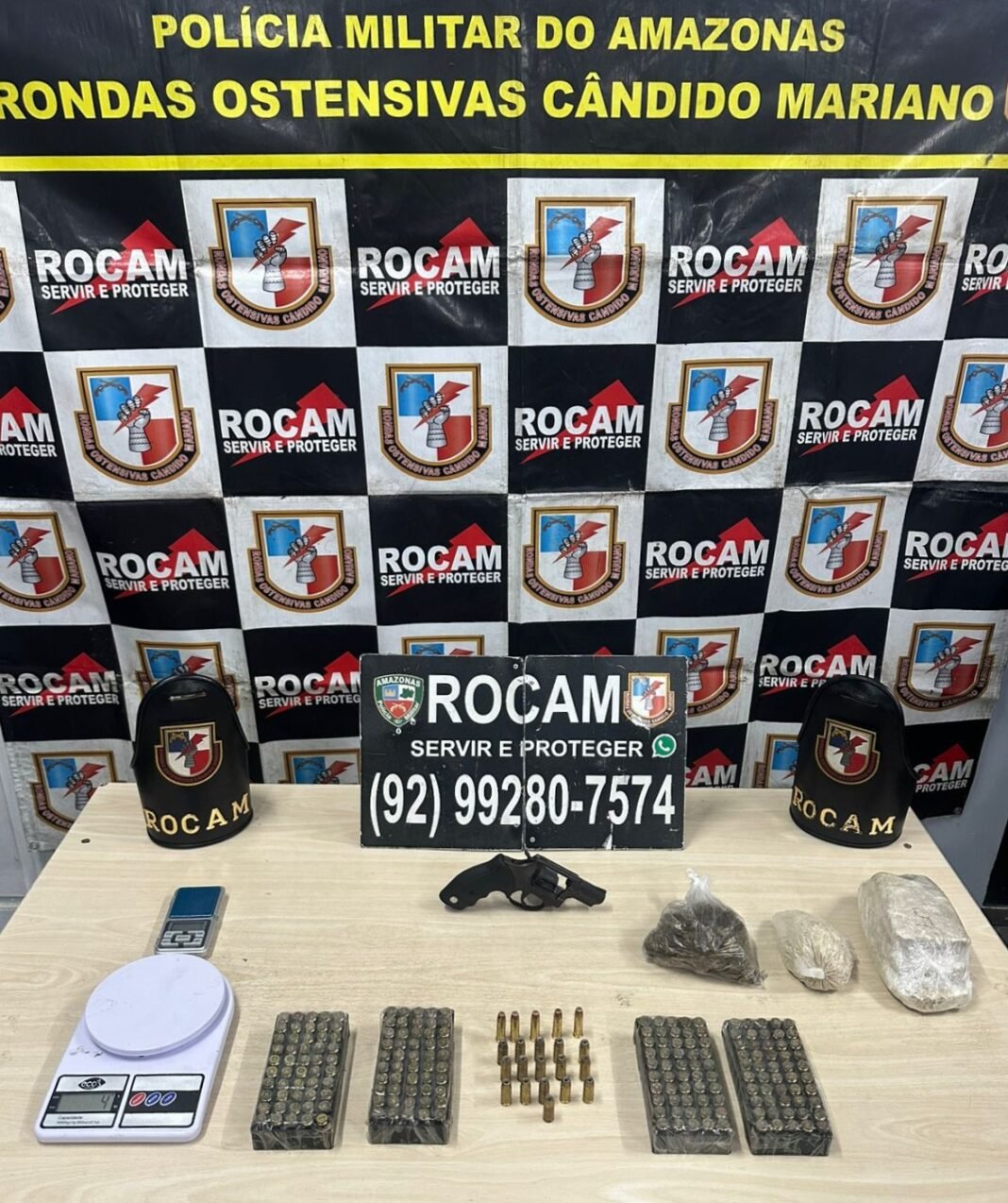 PMAM_APREENSAÕ DE DROGA_ARMA E_MUNIÇÃO_ROCAM (1)