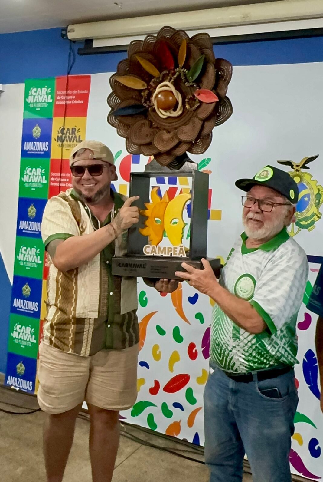 cultura_escolas_grupo_especial_reino_unido_02