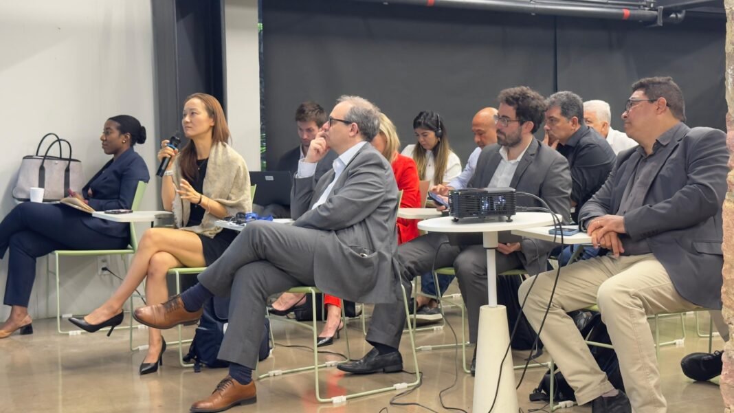 Prefeito David Almeida consolida parceria estratégica com o Banco Mundial e IFC para desenvolvimento sustentável e ampliação do espaço fiscal