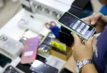 Dois homens são presos em assistência técnica da zona leste