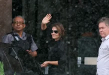 Bolsonaro recebe a ex-primeira-dama Michelle na PF