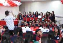 Criatividade e bilinguismo marcam culminância do Projeto Kamishibai na EETI Djalma Batista