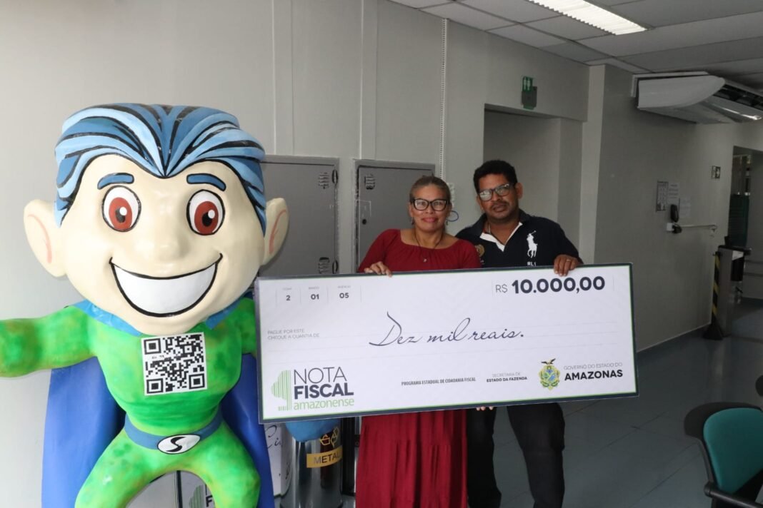 Sefaz - Ganhadora Orlengilce Fagundes de Lima e seu marido Jennefer - Foto - Divulgação