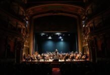 Amazonas Filarmônica revisita séculos de música em concerto especial no Teatro Amazonas