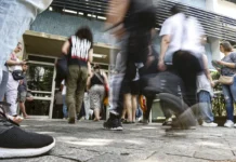 Enem 2025: 4,8 milhões participam do 1° dia de provas neste domingo