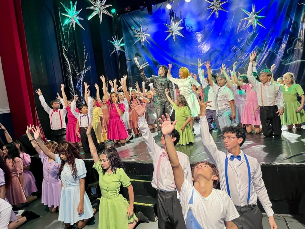 Cultura_Edward Mãos de Tesoura_foto_Fabiane Monteiro_DIvulgação (3)