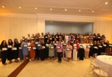 Secretaria de Educação homenageia gestores escolares da rede estadual