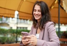 Hiperconectividade pode prejudicar a saúde mental, alerta psicóloga