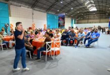 David Almeida reúne lideranças do interior e inicia agenda estadual