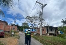 Bairro Nova Cidade recebe instalação de luminárias de LED na comunidade Raio do Sol