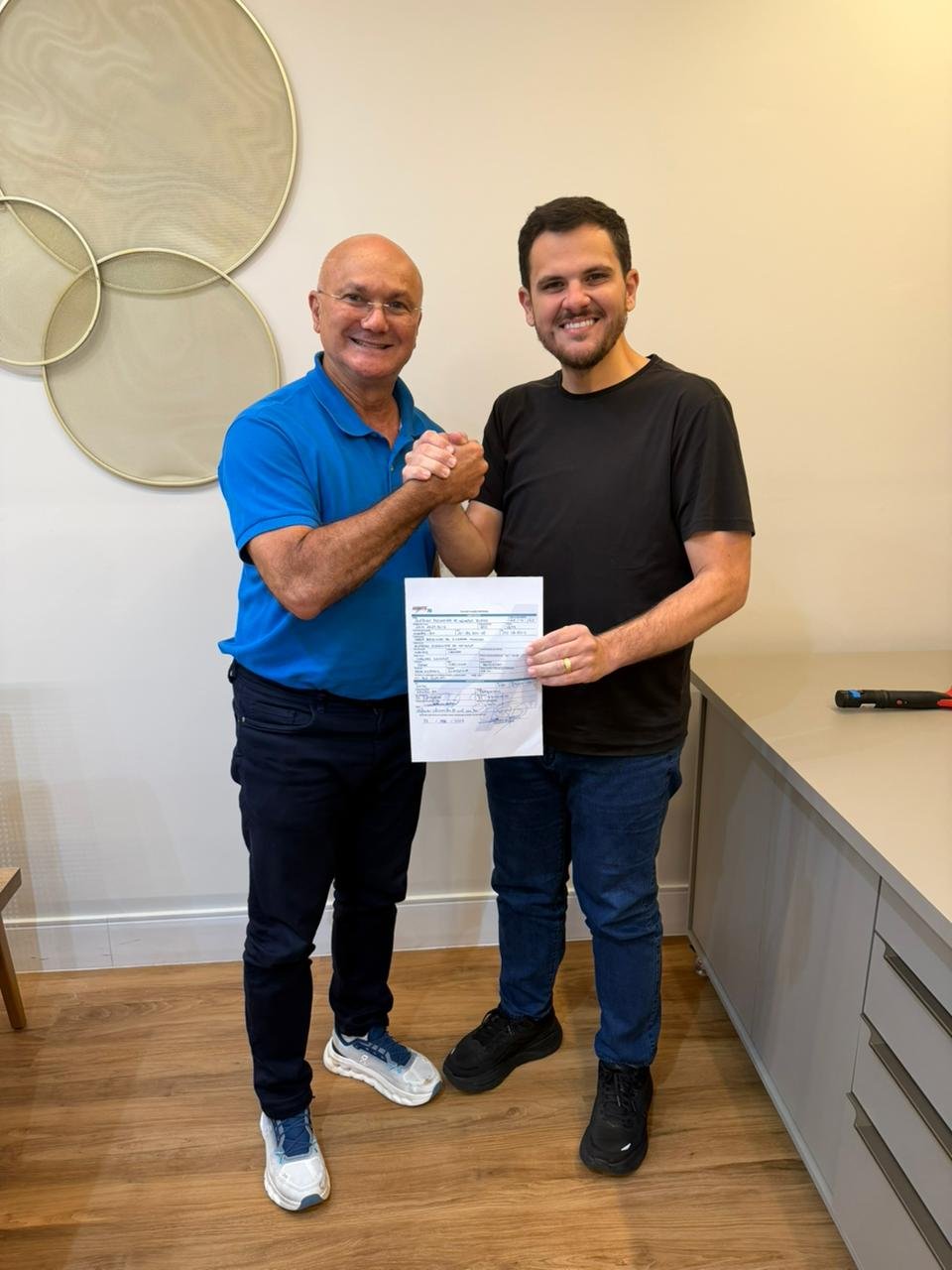 Coronel Menezes_Avante