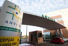 Medicamento da Pfizer que previne e trata enxaqueca é aprovado pela Anvisa