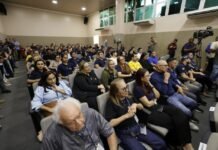 Governador Roberto Cidade anuncia reajuste salarial, adicional noturno e convocação de concursados para o Detran-AM