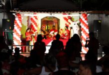 Festival de Parintins 2026: Turistas se emocionam com Ladainha do Boi Garantido na Baixa