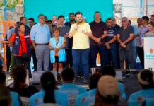 Prefeito Renato Junior entrega feira municipal do 40 reformada e anuncia que vai reformar todas as feiras de Manaus até o fim da gestão