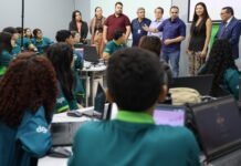 Roberto Cidade aposta em tecnologia e qualificação para preparar estudantes do Amazonas para o futuro