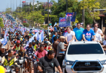 Em Manacapuru, Roberto Cidade mobiliza mais de quatro mil apoiadores na manhã do primeiro dia de campanha