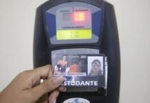 Prefeitura de Manaus orienta estudantes a atualizar cadastro para garantir meia-passagem no segundo semestre