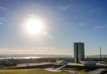 Congresso vota nesta semana fim da escala 6×1 e “taxa das blusinhas”