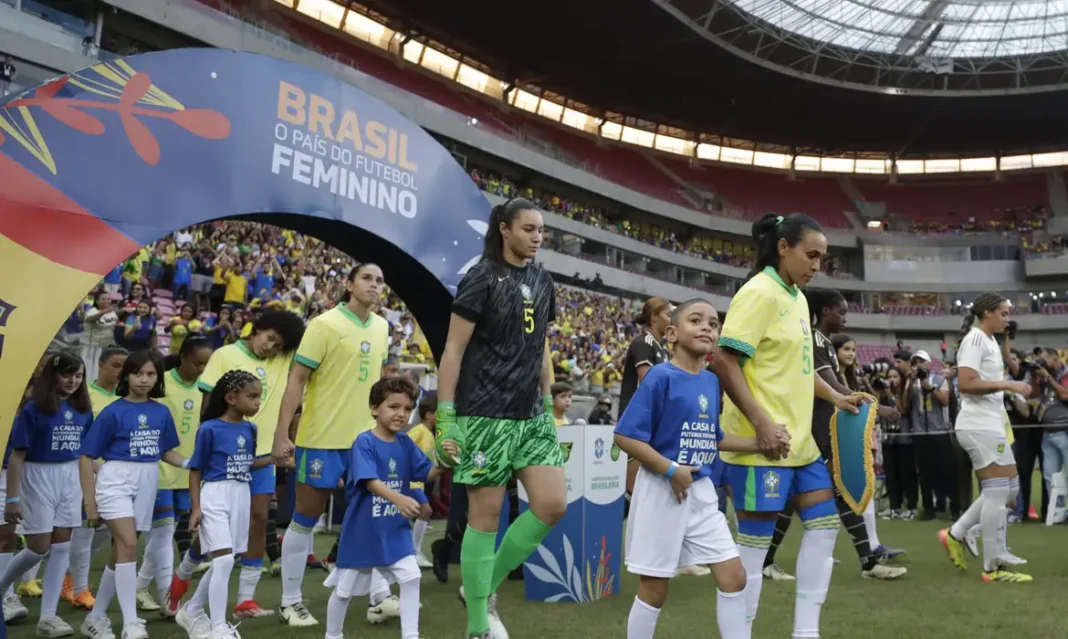 Esporte: conheça as propostas de Flávio Bolsonaro e Lula para a área Brasília (DF), 16/09/2026 - CBF anuncia amistosos da seleção feminina em palcos da Copa do Mundo. Foto: Lívia Villas Boas / CBF