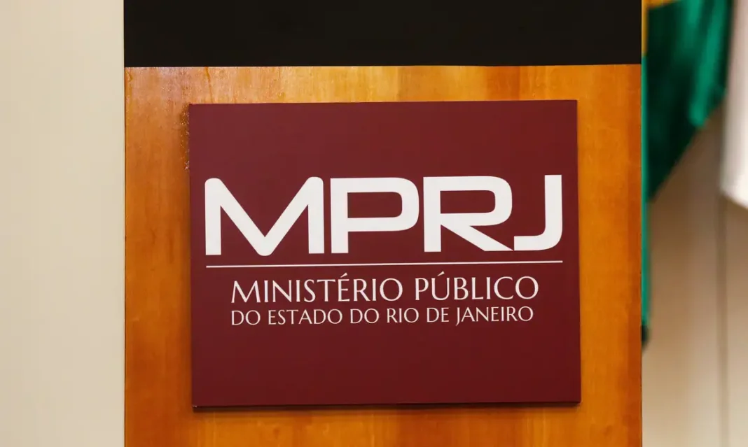 Ministério Público do Rio renova acordo para enfrentar criminalidade Ministério Público do Estado do Rio de Janeiro (MPRJ) fala sobre denúncia de policiais civis por homicídio doloso e fraude processual em operação no Jacarezinho