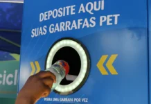 BB recebe até 31 de outubro inscrições para projetos de impacto social Máquinas coletoras de resídios para reciclagem em ação educativa pelo Dia Mundial do Meio Ambiente no Aterro do Flamengo.