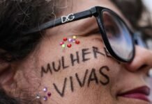 Operação Mulher Segura prende mais de 57 mil agressores em 141 dias Brasília (DF), 07/12/2025 - O Levante Mulheres Vivas realiza ato na área central de Brasília para denunciar o feminicídio e todas as formas de violência contra mulheres. Foto: Marcelo Camargo/Agência Brasil