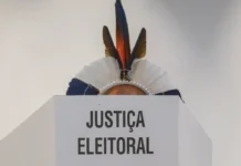 MPE pede providências para garantir voto de indígenas no segundo turno São Paulo (SP) 24/09/2026 - O Tribunal Regional Eleitoral de São Paulo (TRE-SP) , durante demonstração para a imprensa do fluxo de votação das Eleições 2026. Além de uma apresentação sobre o chamado “derrame de santinhos” e o novo provimento da Corregedoria do Tribunal que disciplina a fiscalização e a repressão desse crime eleitoral. O evento realizado na sede do TRE-SP. Urna Eletrônica . Foto: Paulo Pinto/Agência Brasil