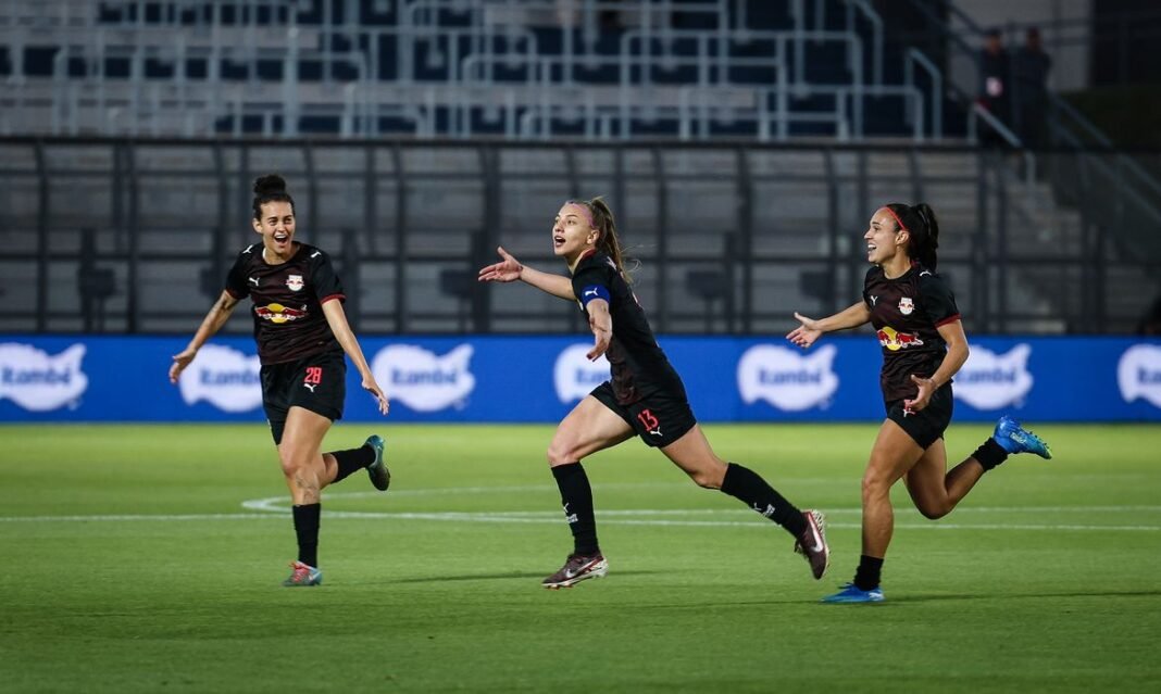 Inter e Bragantino avançam às semifinais da Copa do Brasil Feminina Bragantinas se classificam às semifinais da Copa do Brasil em duelo contra a Ferroviária - em 20/10/2026