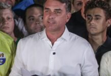Polícia Federal cancela passaportes de Flávio Bolsonaro Agência Brasil / EBC