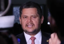 Alcolumbre marca votação da PEC da segurança pública para terça-feira Agência Brasil / EBC