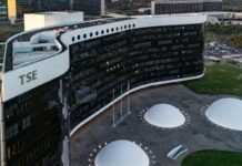 Campanha de Lula entra com ação no TSE para cassar chapa de Flávio Agência Brasil / EBC