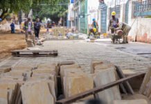 Prefeitura de Manaus avança com calçadas e infraestrutura urbana em obra de requalificação da rua Ferreira Pena Prefeitura de Manaus