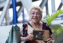 Servidora aposentada de 106 anos celebra aniversário de Manaus e avanços na qualidade de vida Prefeitura de Manaus